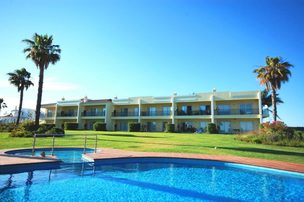 Apartment Coelha Beach - Pool - Free Wi-Fi - Air Con Albufeira Bagian luar foto